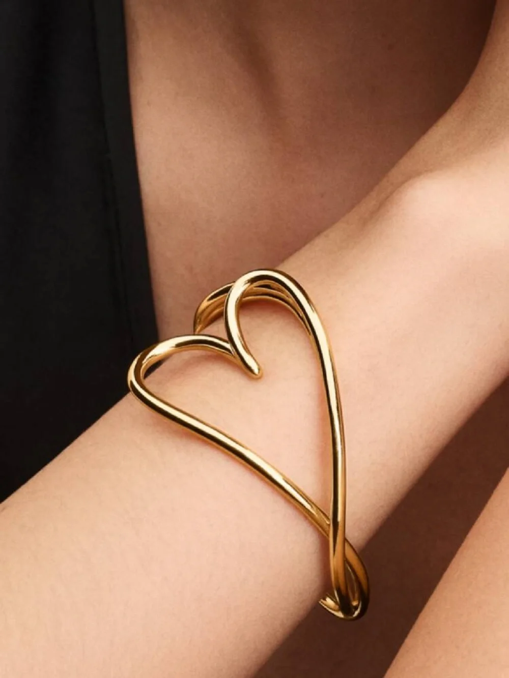 Pandora Organically Shaped Heart Bangle